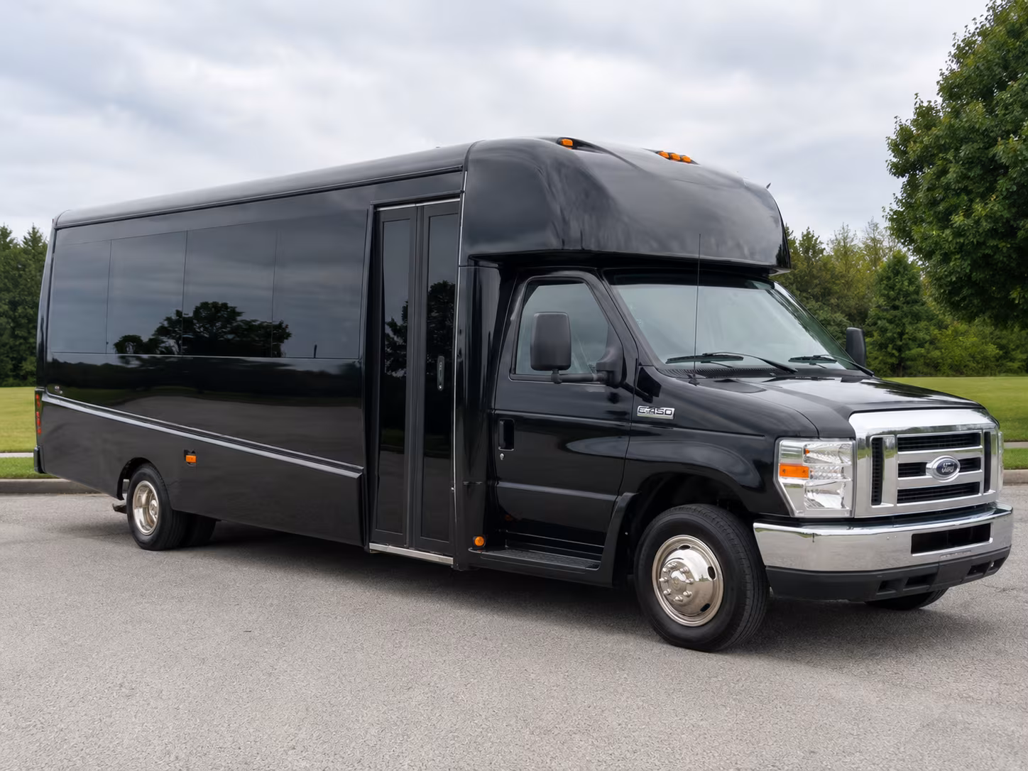 Ontario Airport Shuttle & Transportation party bus exterior