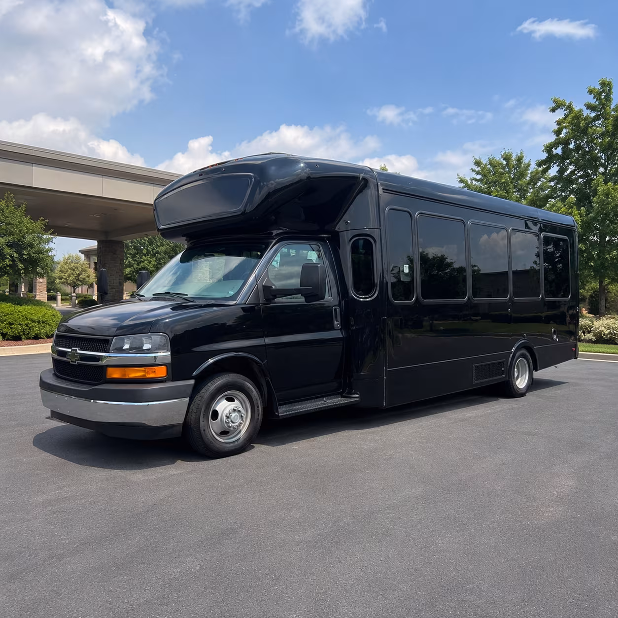 Ontario Birthday, Sweet 16, & Quinceañera Transportation party bus exterior