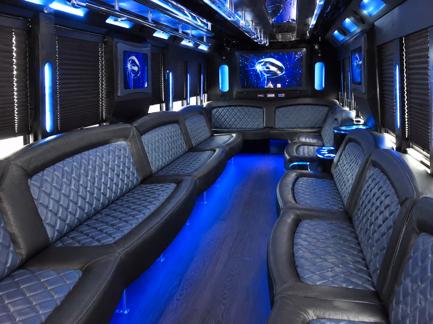 Ontario Winery Tour & Pub Crawl Transportation party bus exterior