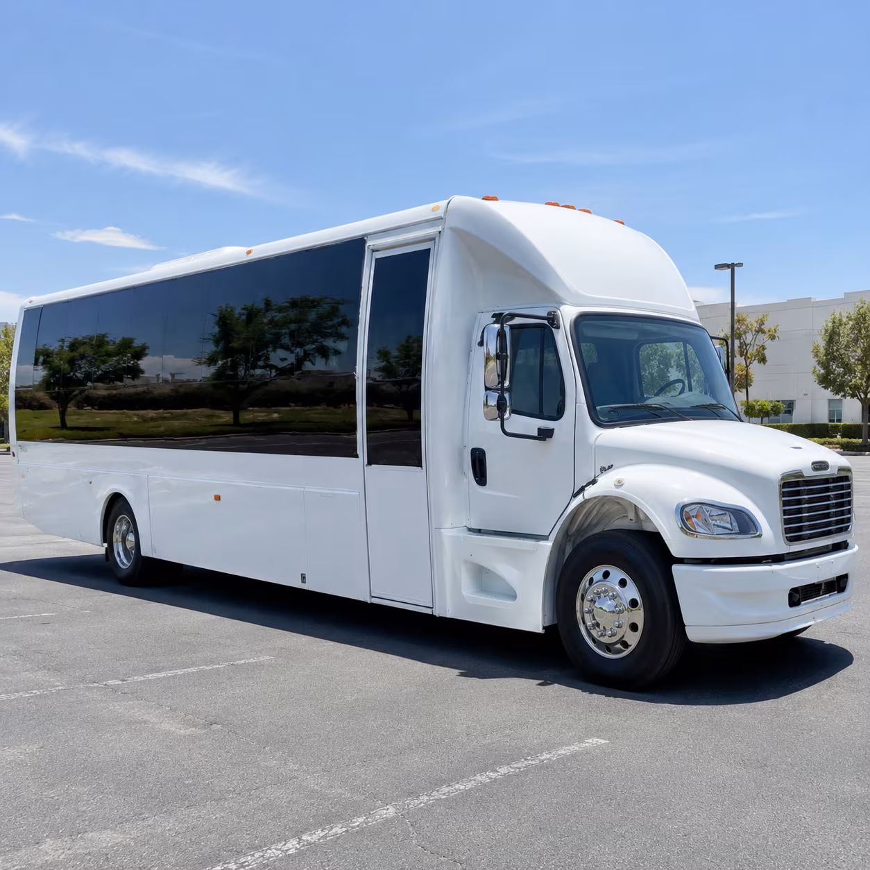 Ontario Winery Tour & Pub Crawl Transportation party bus exterior